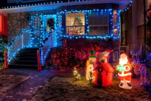 Weihnachtsbeleuchtung im Garten